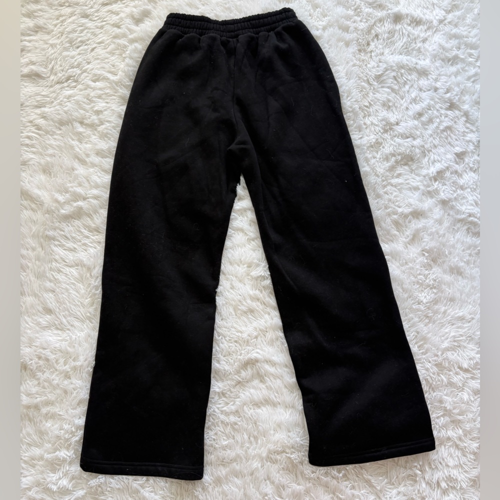 Comfrt Black Sweatpants - Picture 5 of 5